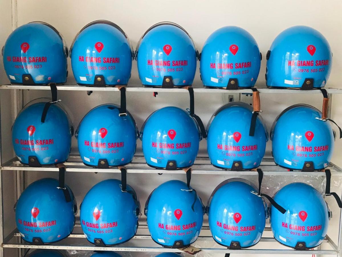 Ha Giang Safari Hostel & Motorbikes 외부 사진