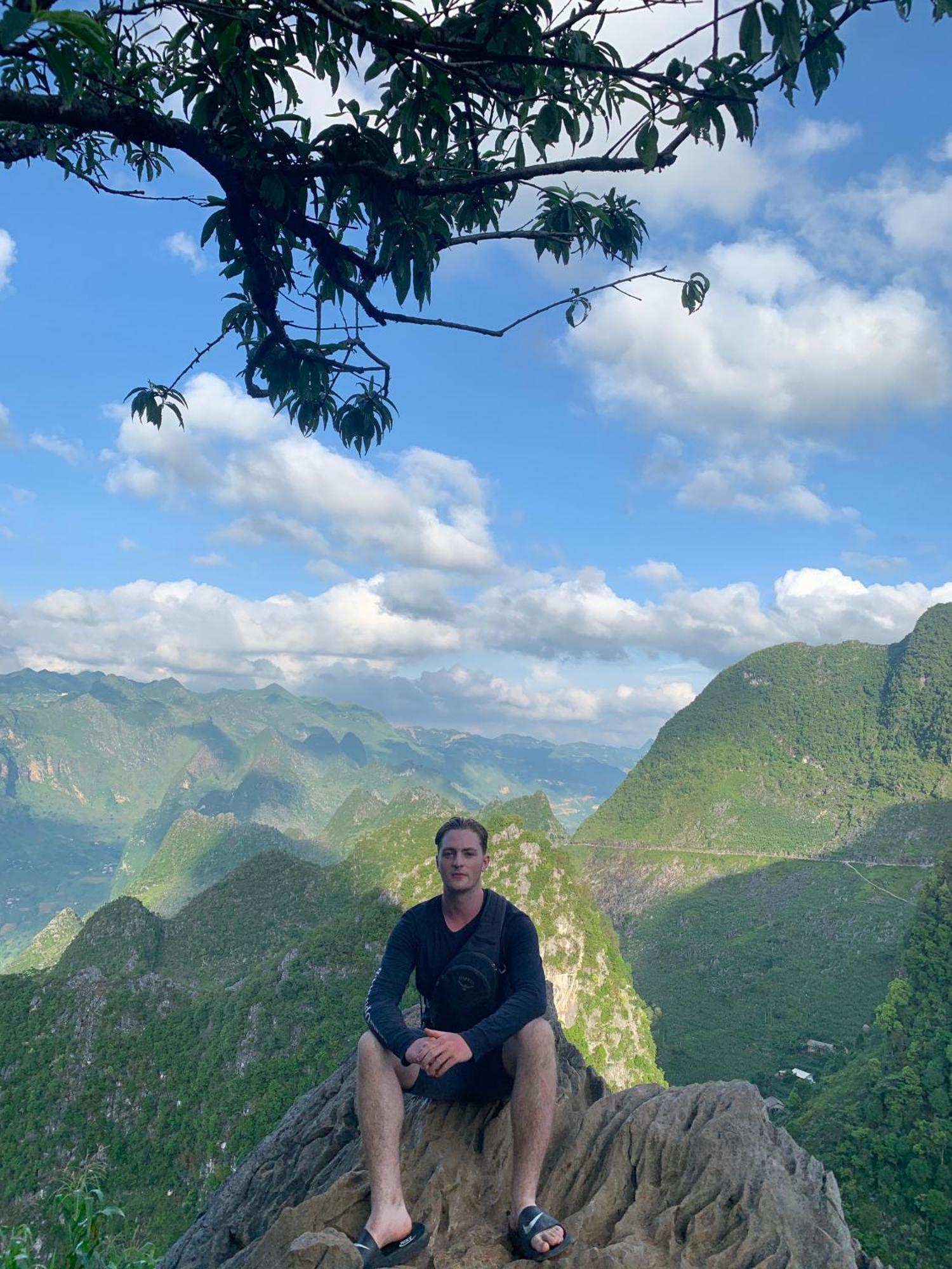Ha Giang Safari Hostel & Motorbikes 외부 사진