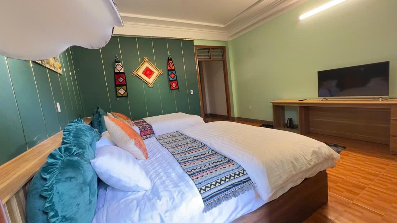 Ha Giang Safari Hostel & Motorbikes 외부 사진